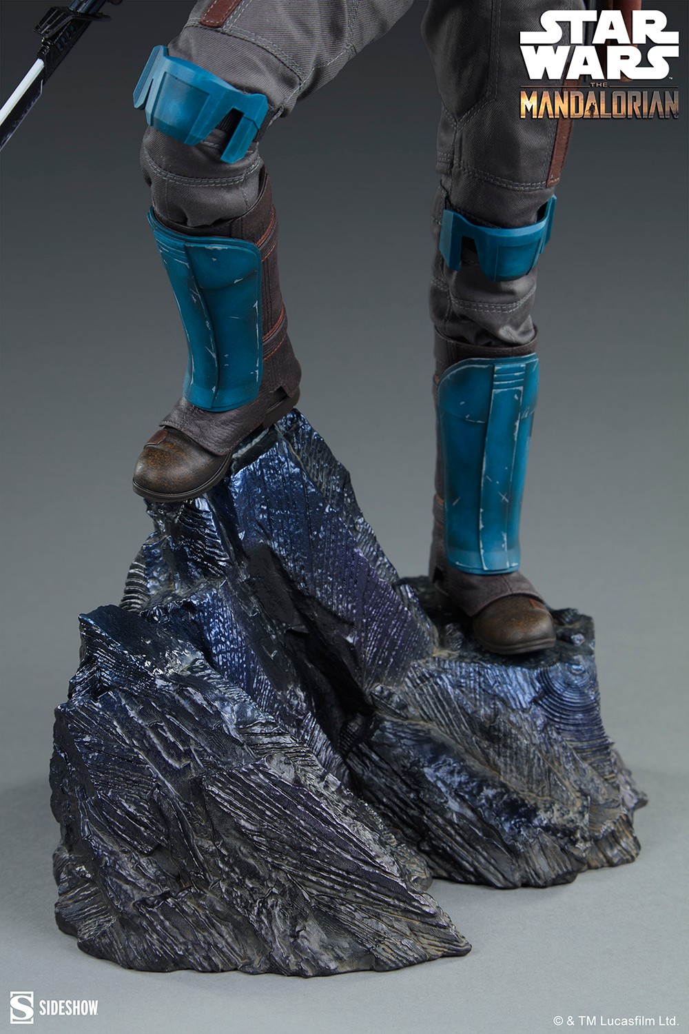 Star Wars Bo-Katan Kryze™ Premium Format™ Figure  Collector Edition (Prototype Shown) View 12