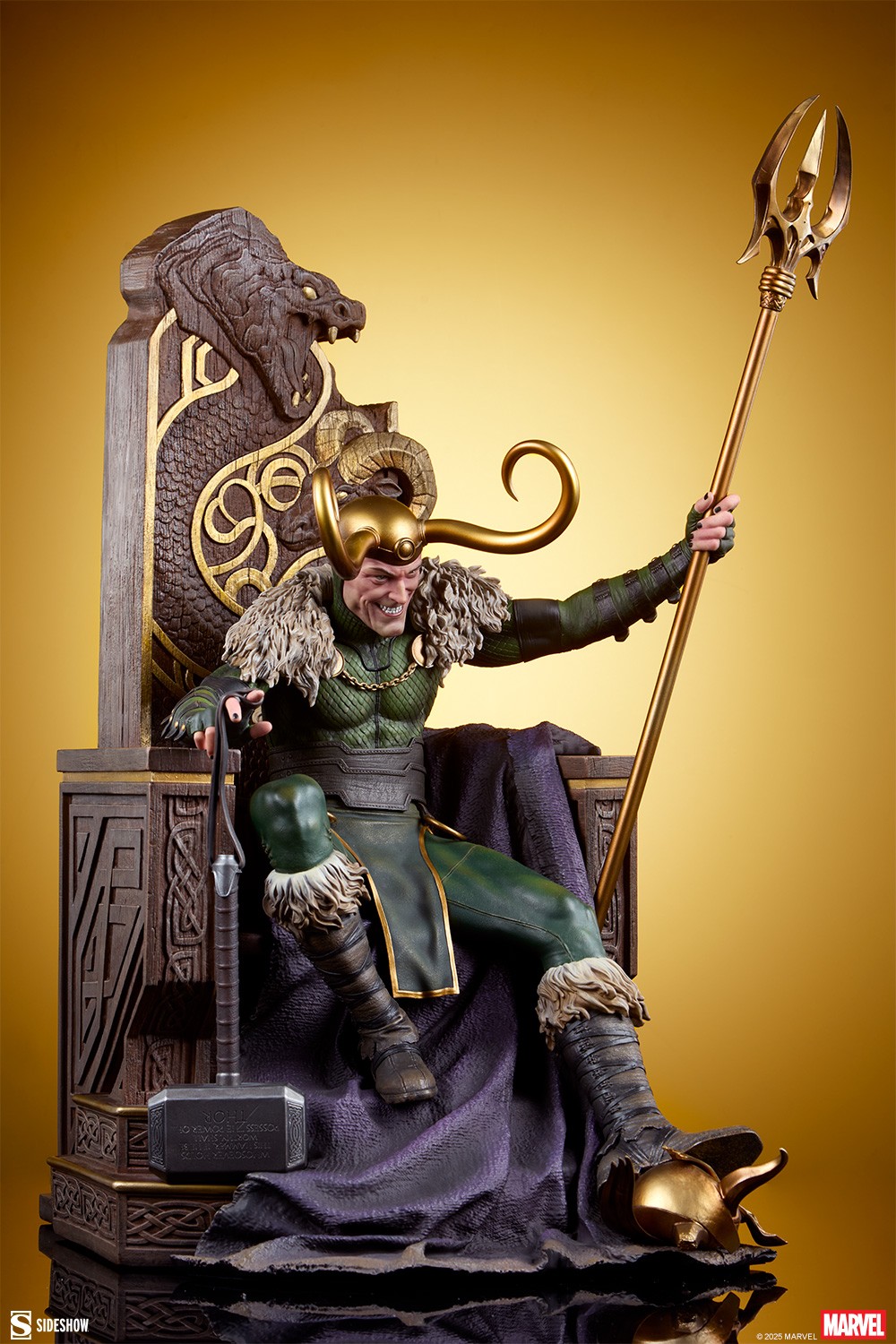 Loki Exclusive Premium Format™ Figure by Sideshow Collectibles