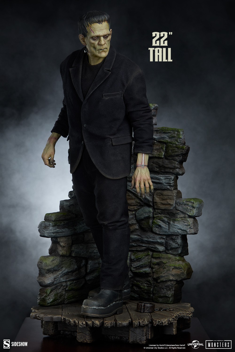 Universal Monsters Frankenstein Premium Format™ Figure  (Prototype Shown) View 5