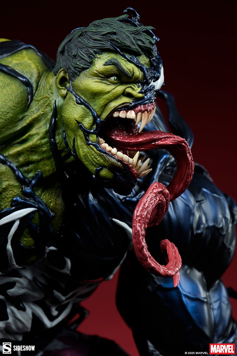 Venomized Hulk Premium Format™ Figure by Sideshow Collectibles