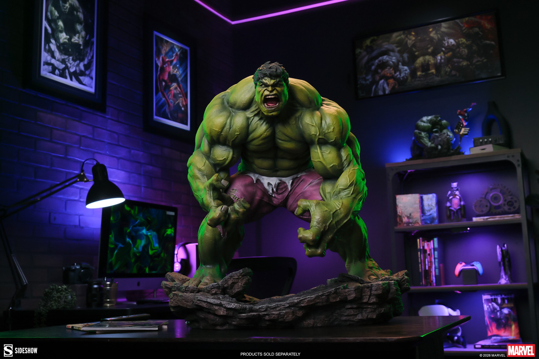 Marvel Hulk Premium Format™ Figure  (Prototype Shown) View 1