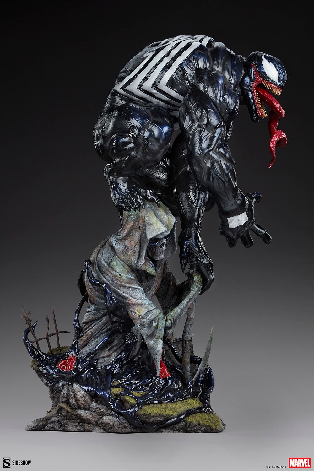 Venom Exclusive Premium Format™ Figure | Sideshow Collectibles