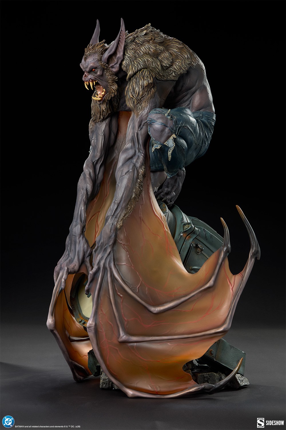 DC Comics Man-Bat™ Premium Format™ Figure  View 10