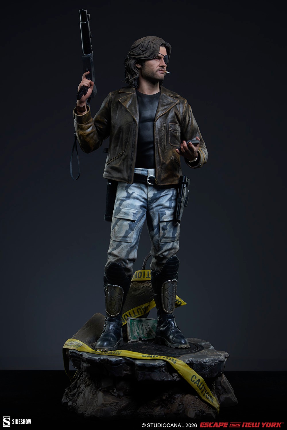 Escape from New York Snake Plissken Premium Format™ Figure  (Prototype Shown) View 12