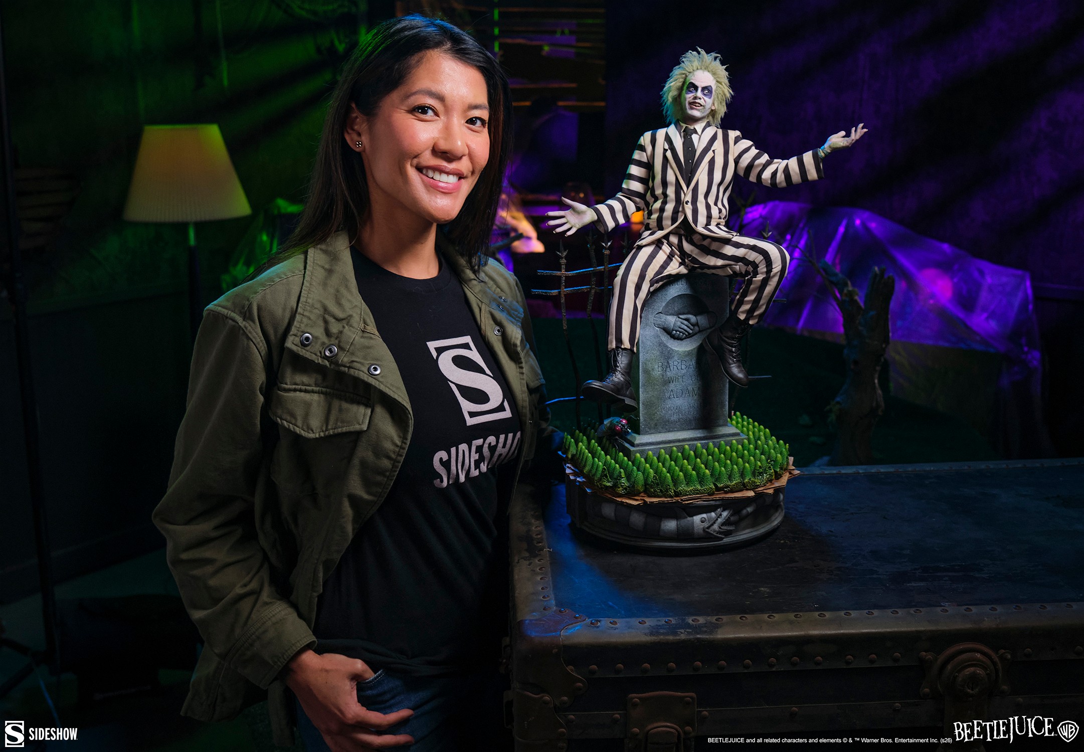 Beetlejuice Beetlejuice Premium Format™ Figure  (Prototype Shown) View 1