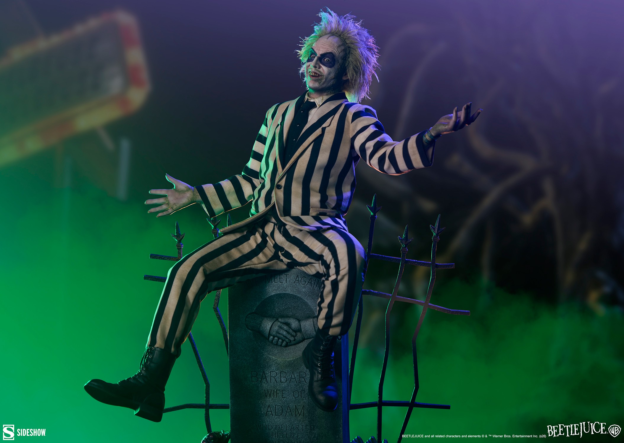 Beetlejuice Beetlejuice Premium Format™ Figure  (Prototype Shown) View 6