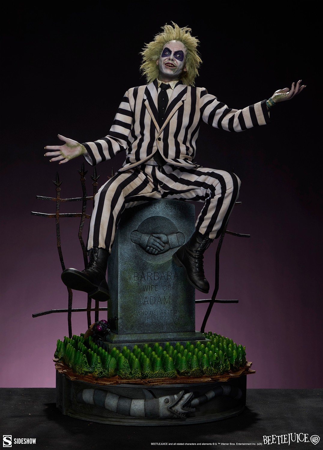 Beetlejuice Beetlejuice Premium Format™ Figure  (Prototype Shown) View 7