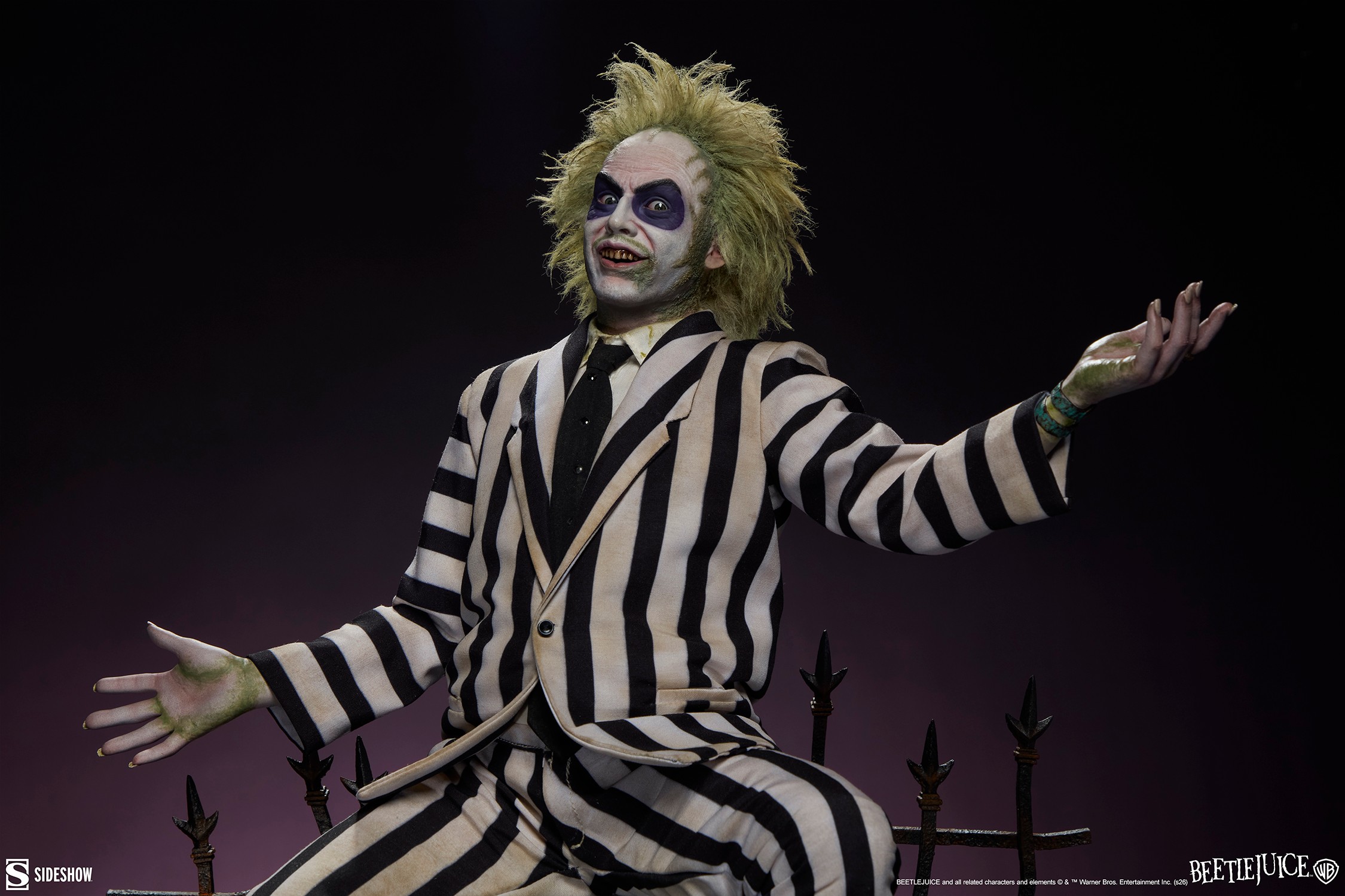 Beetlejuice Beetlejuice Premium Format™ Figure  (Prototype Shown) View 11