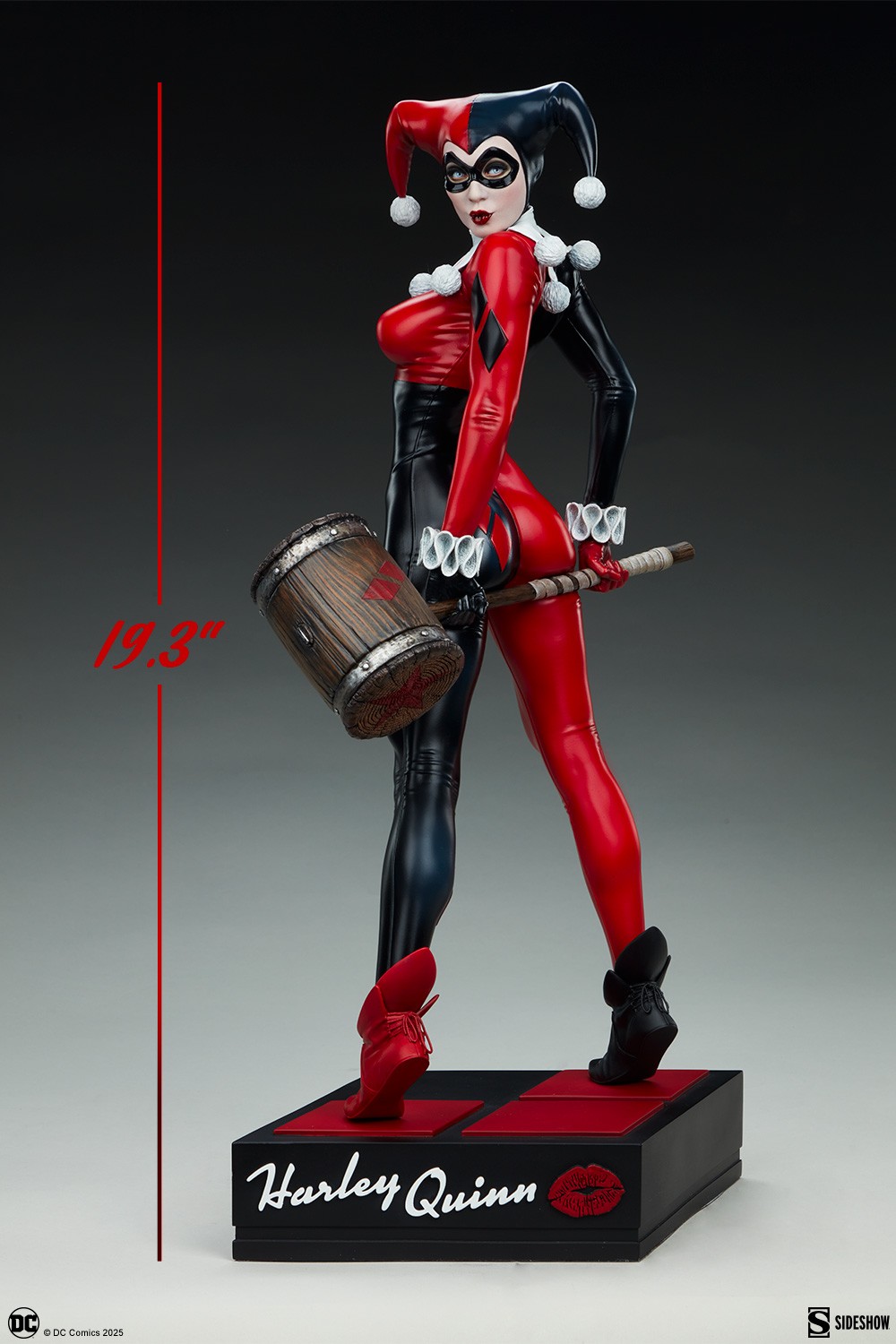 DC Comics Harley Quinn™ Premium Format™ Figure  (Prototype Shown) View 7