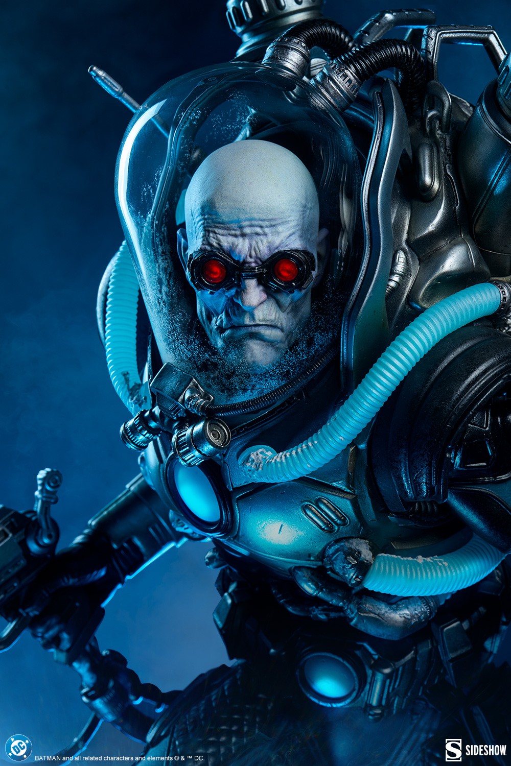 DC Comics Mr. Freeze™ Premium Format™ Figure  (Prototype Shown) View 4