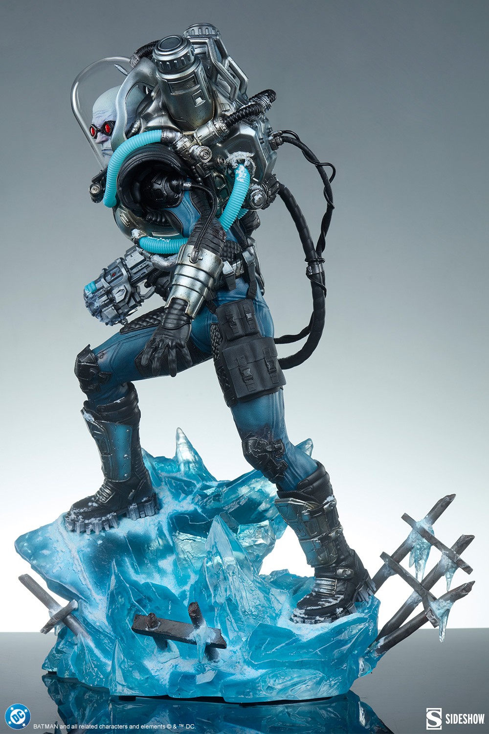 DC Comics Mr. Freeze™ Premium Format™ Figure  (Prototype Shown) View 7