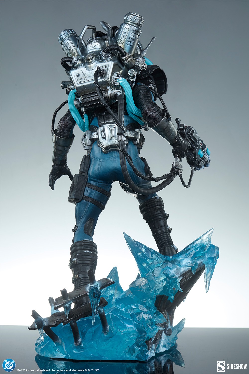 DC Comics Mr. Freeze™ Premium Format™ Figure  (Prototype Shown) View 8