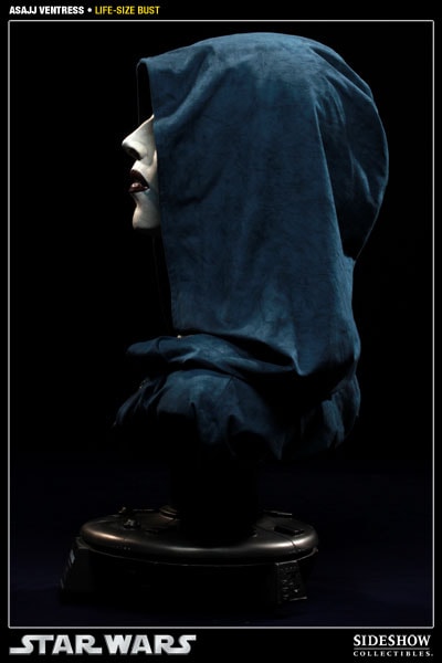 Star Wars Asajj Ventress Life-Size Bust  View 7