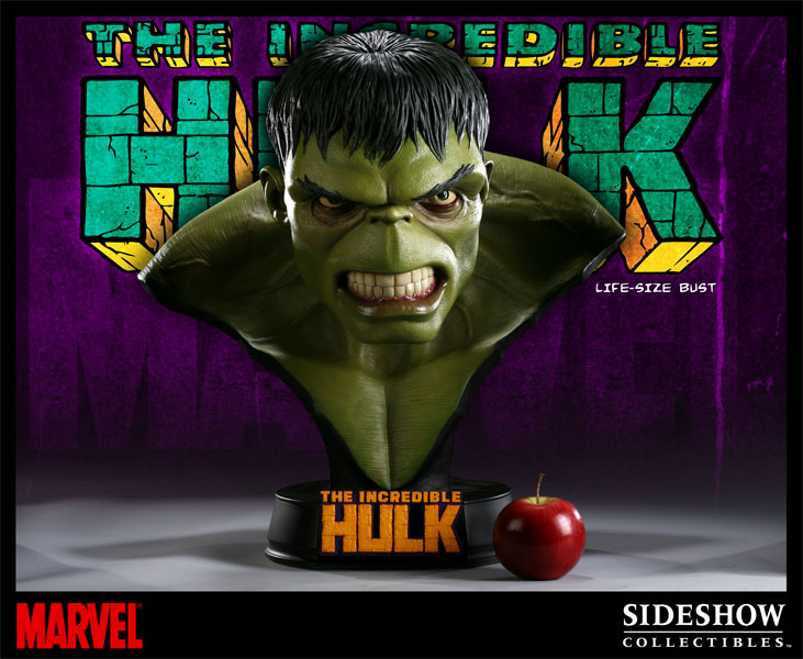 Marvel Hulk Life-Size Bust  View 2
