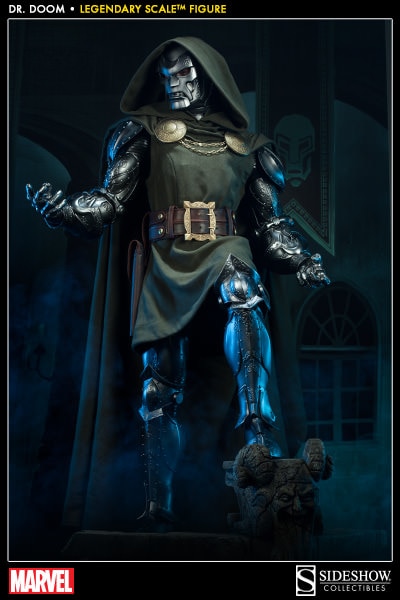 Dr doom discount hot toys
