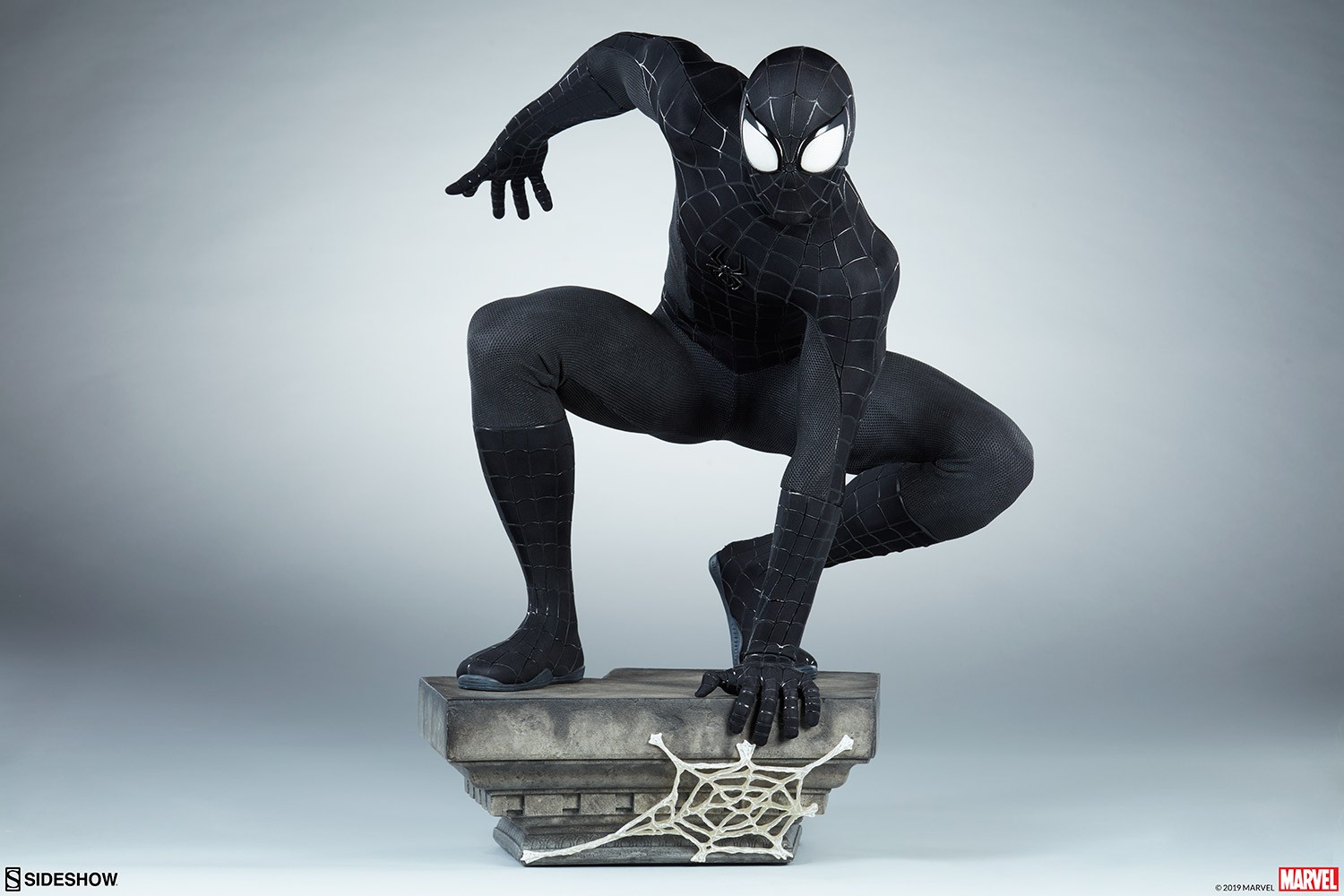 Spider-Man (Black Suit Variant) Legendary Scale™ Figure
