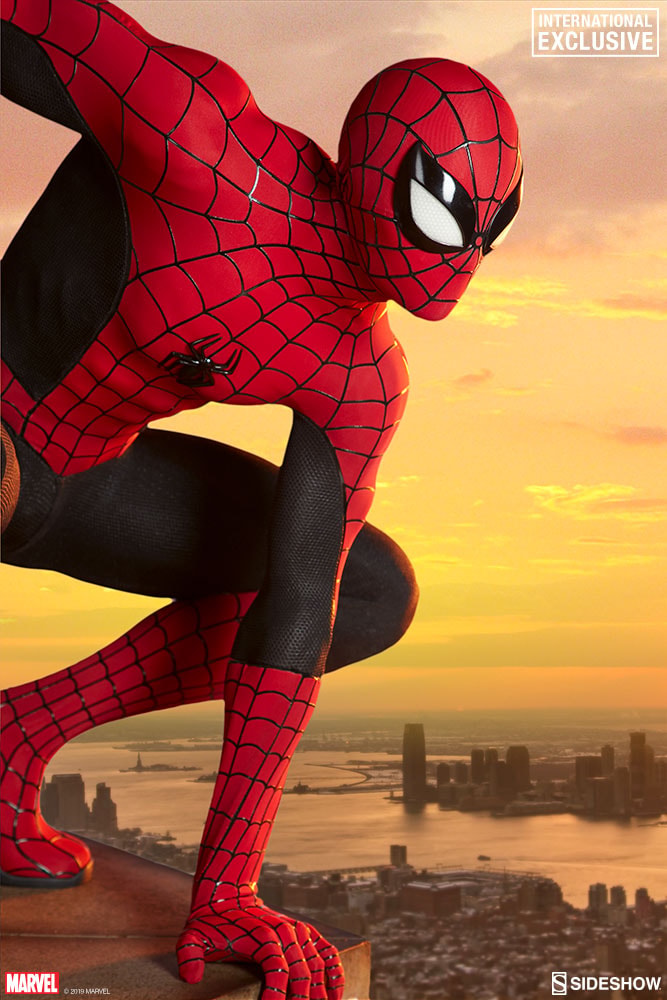 Marvel Spider-Man 'Vintage' Legendary Scale™ Figure  (Prototype Shown) View 3