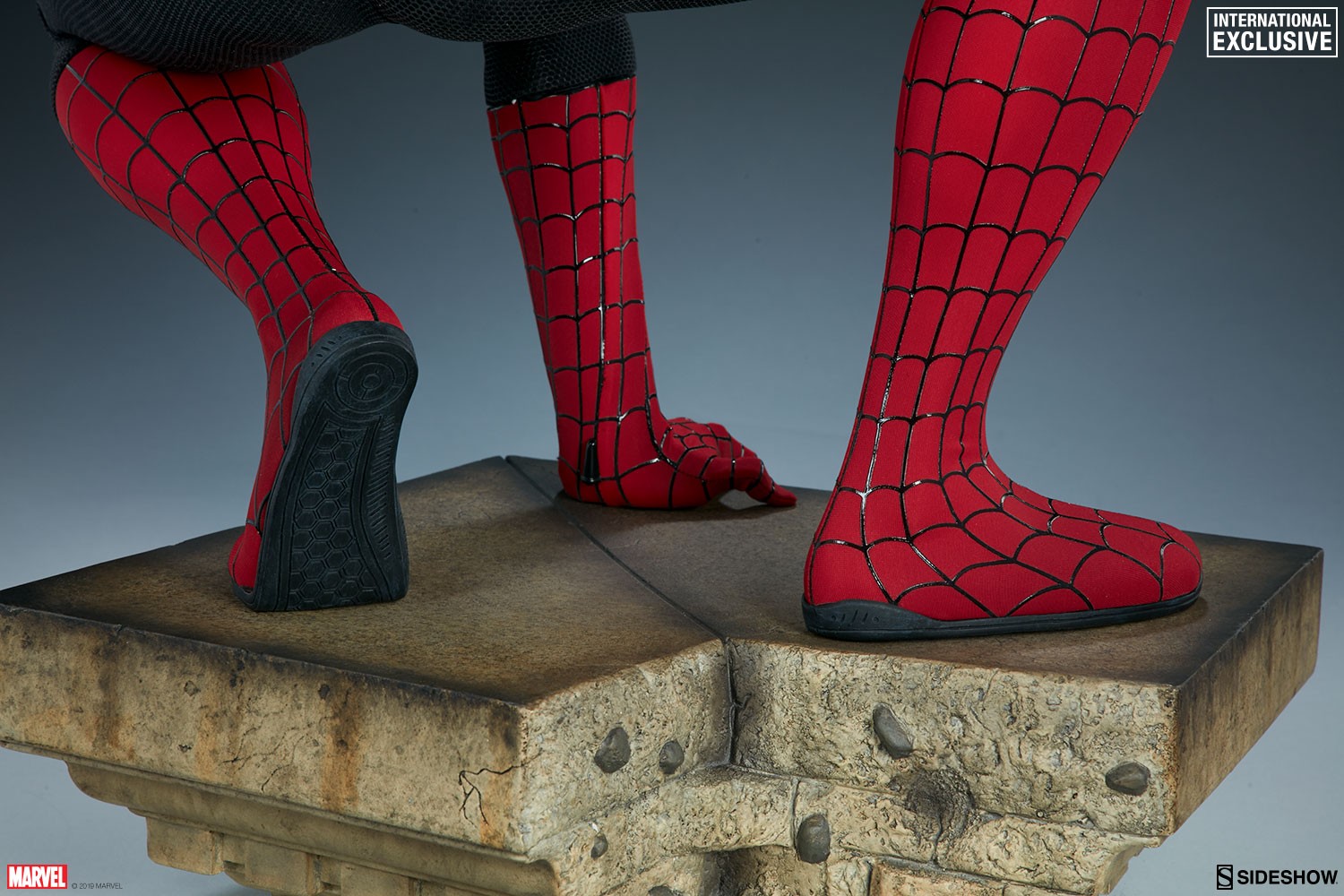 Marvel Spider-Man 'Vintage' Legendary Scale™ Figure  (Prototype Shown) View 24