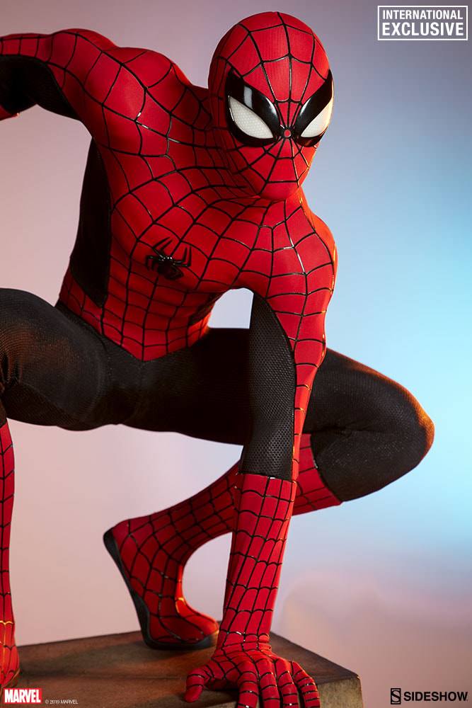 Marvel Spider-Man 'Vintage' Legendary Scale™ Figure  (Prototype Shown) View 29