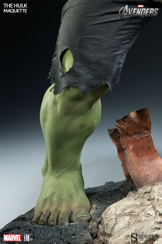 Marvel Hulk Maquette  View 9