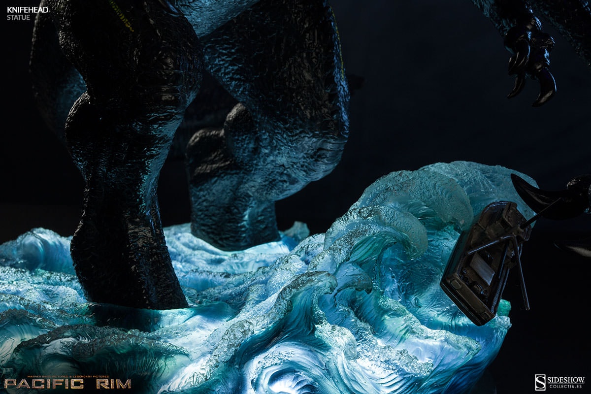 Pacific Rim Knifehead: Pacific Rim Statues  (Prototype Shown) View 13