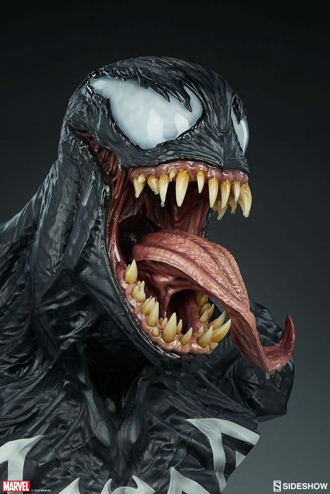 Marvel Venom Life Size Bust | Sideshow Collectibles