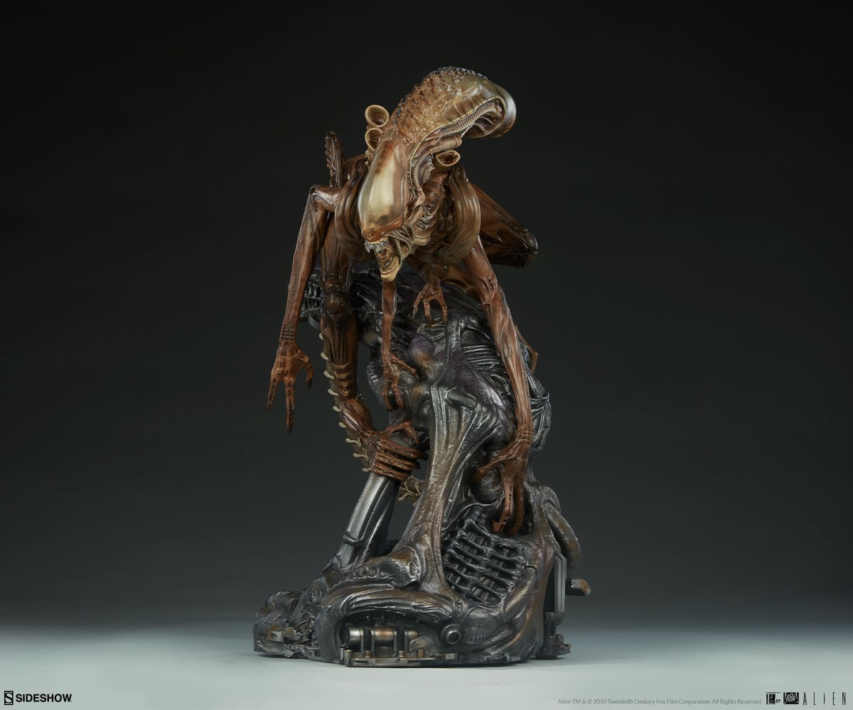 Alien Warrior - Mythos Maquette by Sideshow Collectibles