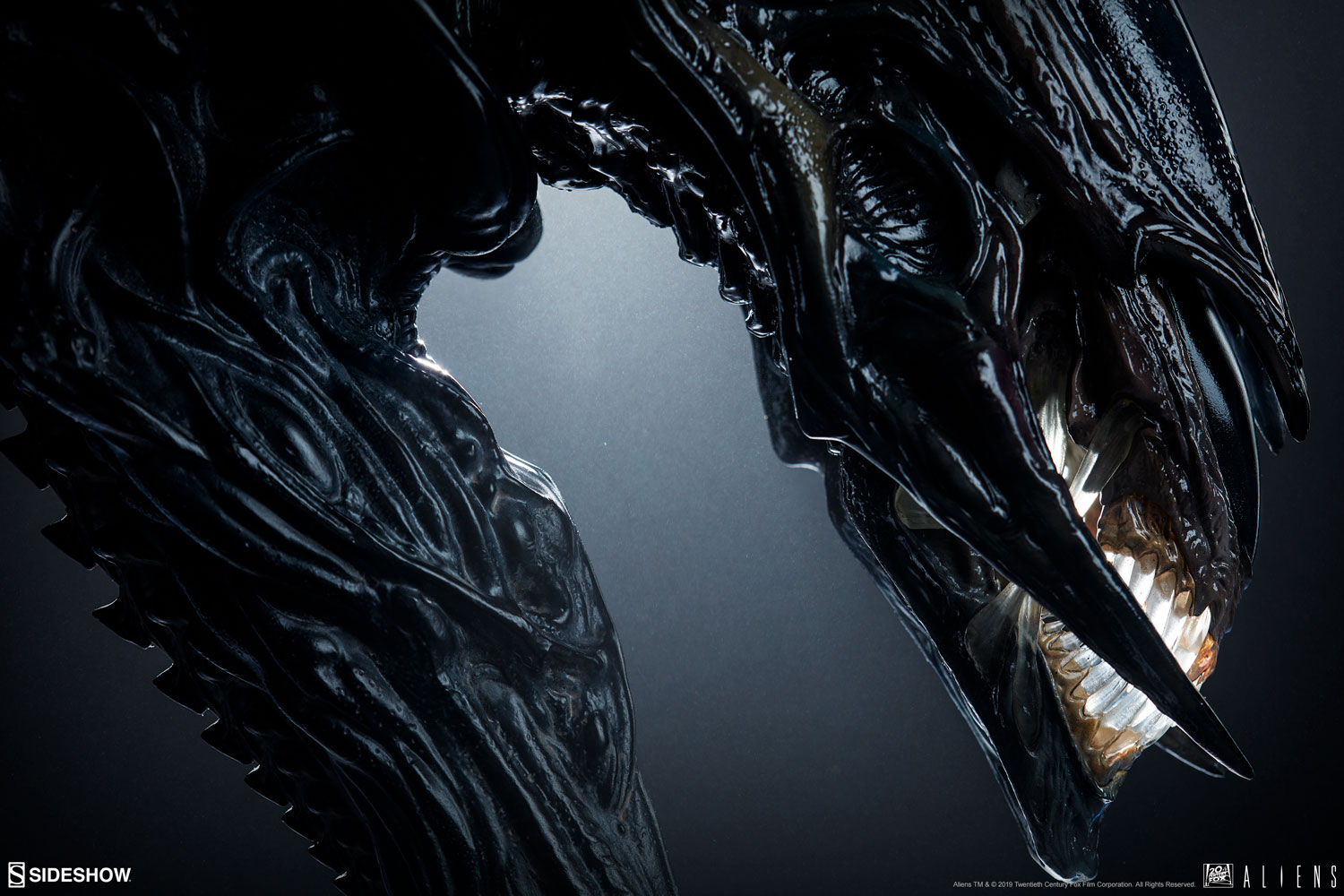 Alien Queen Mythos Legendary Scale™ Bust by Sideshow Collectibles