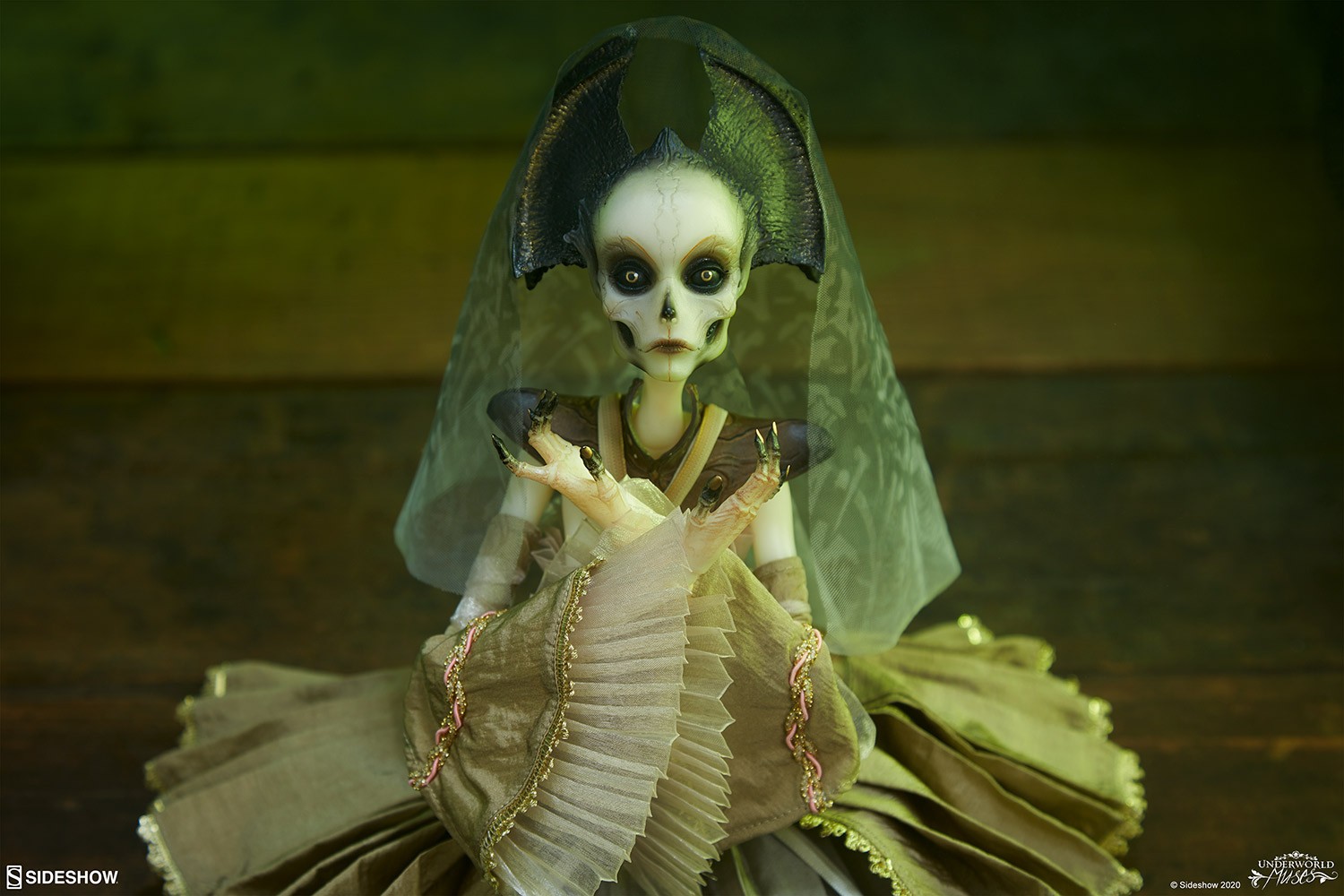 Court of the Dead Muse of Bone - Atelier Cryptus Collectible Doll  View 2