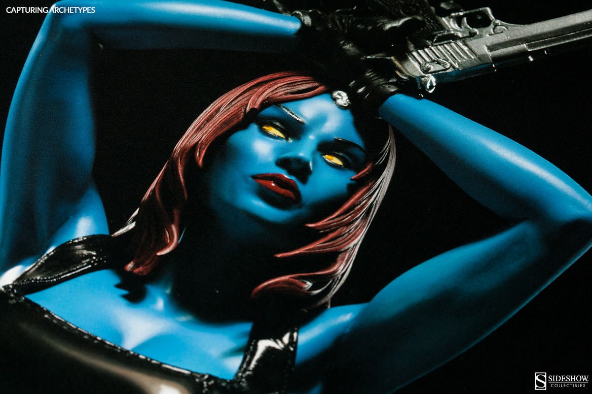 Sideshow Collectibles Capturing Archetypes Book  View 6
