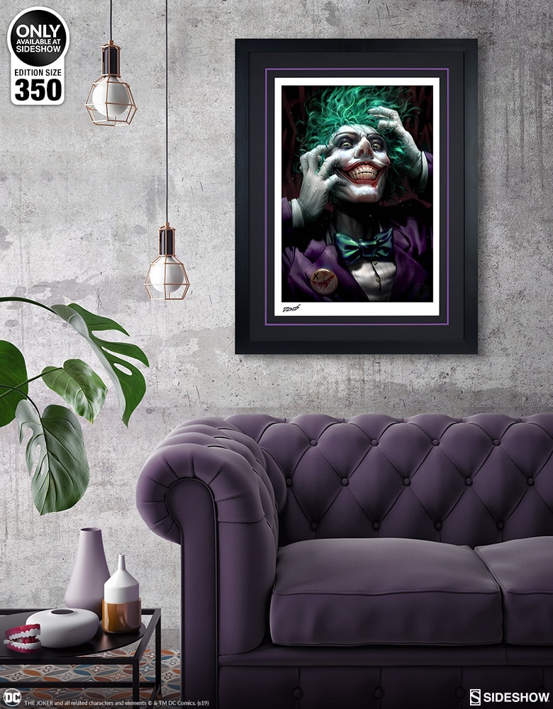 The Joker: Just One Bad Day Exclusive Edition View 3
