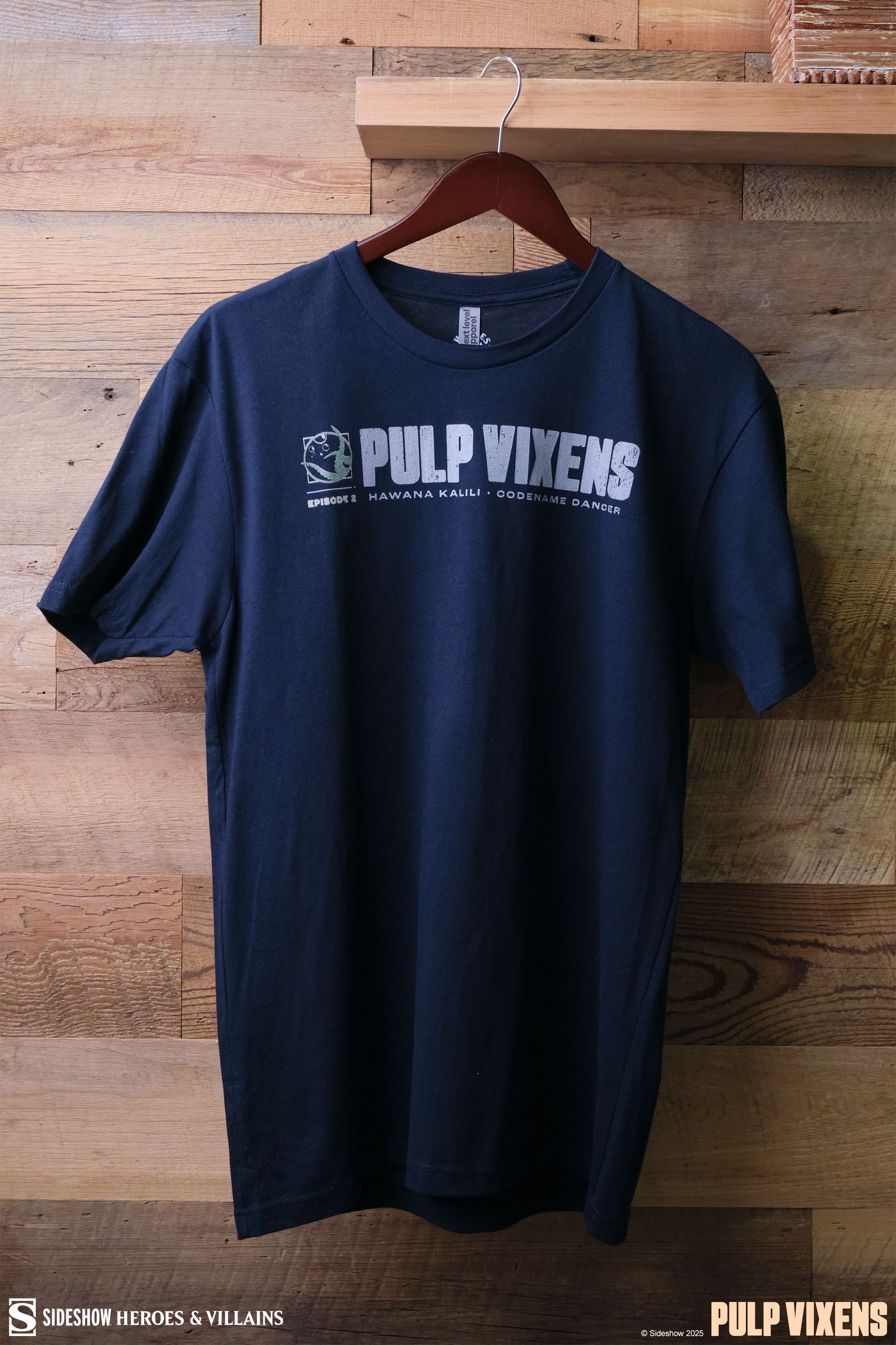 Sideshow Originals Pulp Vixens: Deep Down T-Shirt (Navy) Apparel  (Prototype Shown) View 1
