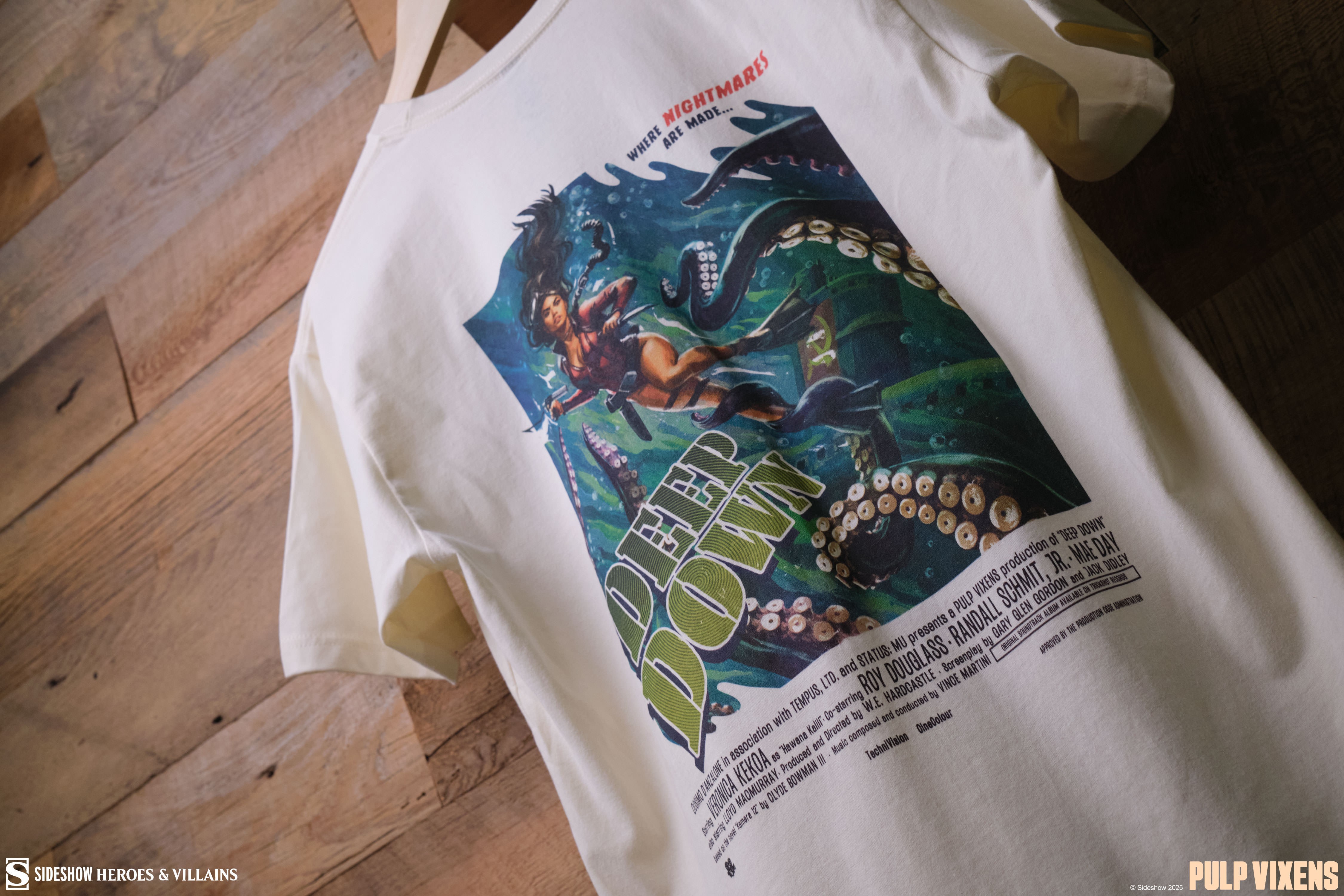 Sideshow Originals Pulp Vixens: Deep Down T-Shirt (Natural) Apparel  (Prototype Shown) View 3