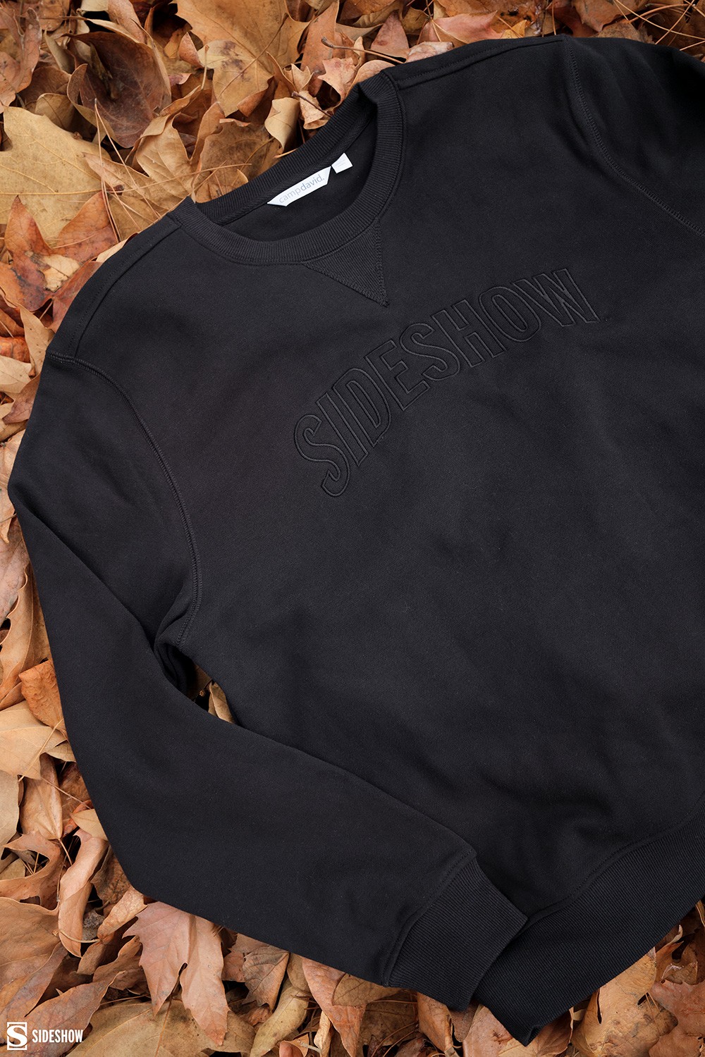 Sideshow Collectibles Sideshow Embroidered Sweatshirt Apparel  View 4