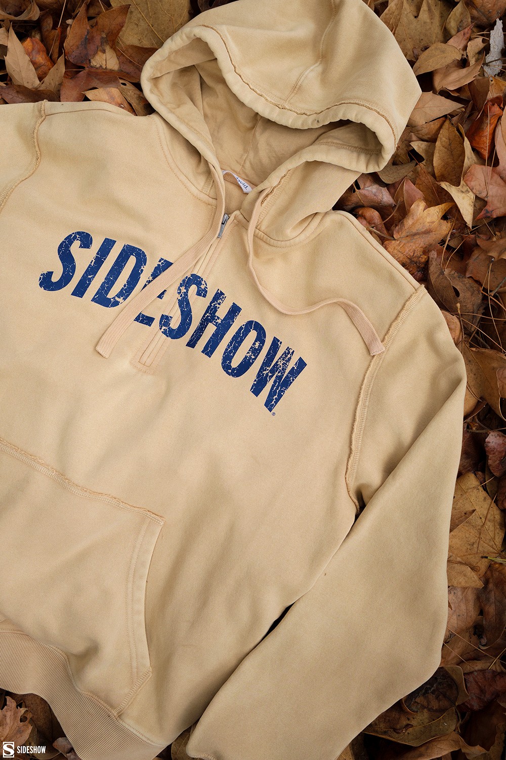 Sideshow Collectibles Sideshow Half-Zip Hoodie Apparel  View 2