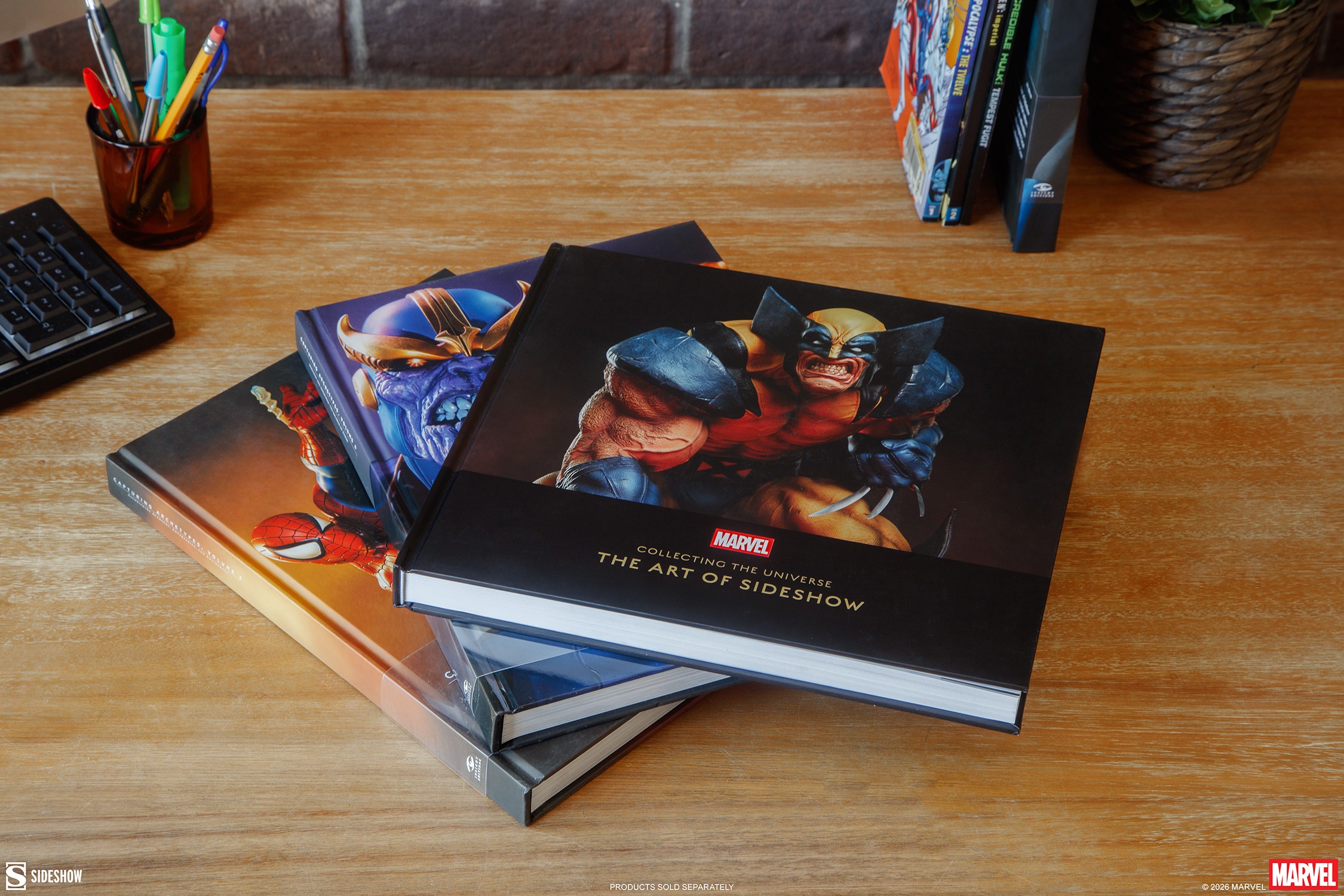 Marvel Marvel: Collecting the Universe: The Art of Sideshow Book  (Prototype Shown) View 1