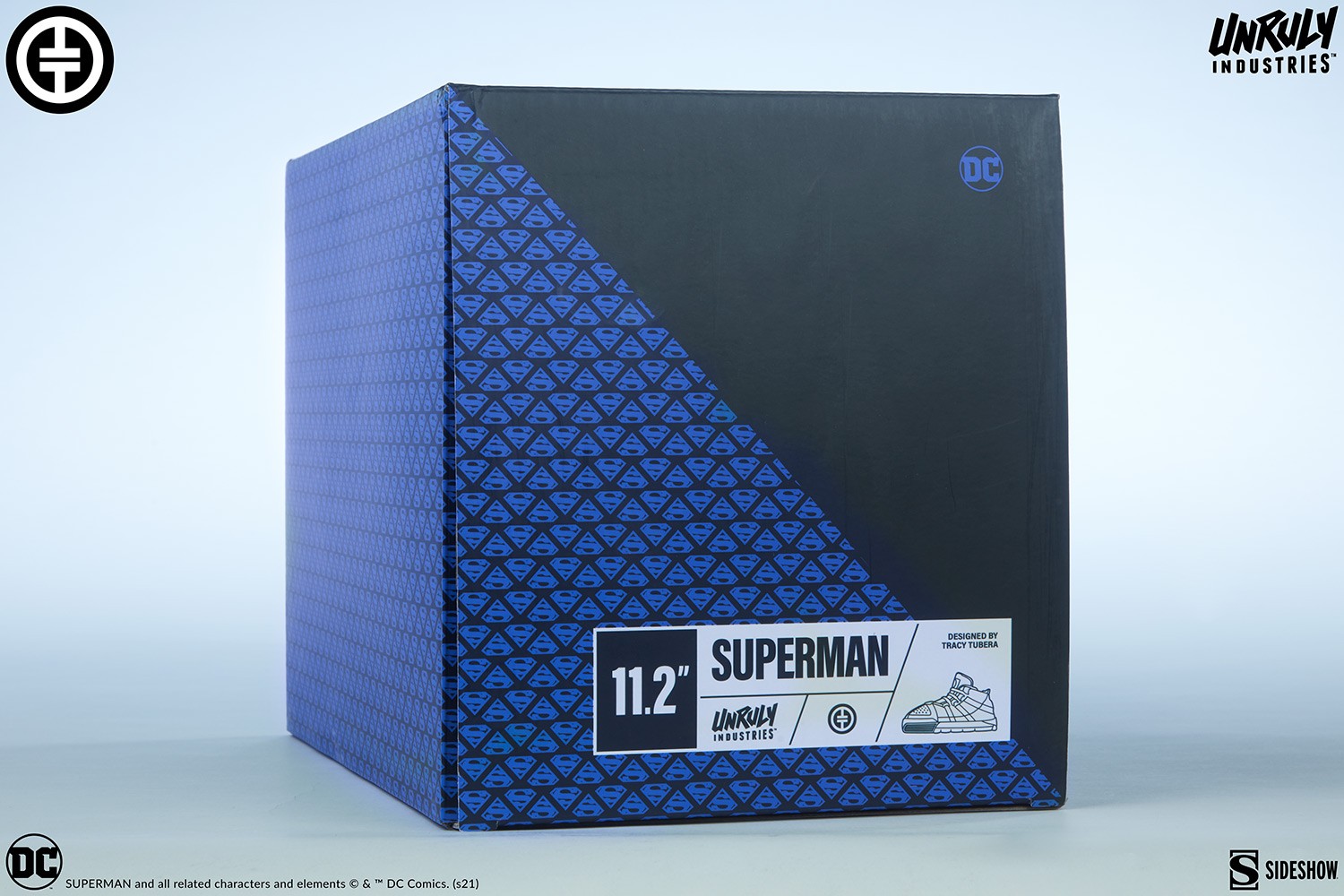 DC Comics Superman Designer Collectible Statue  View 20