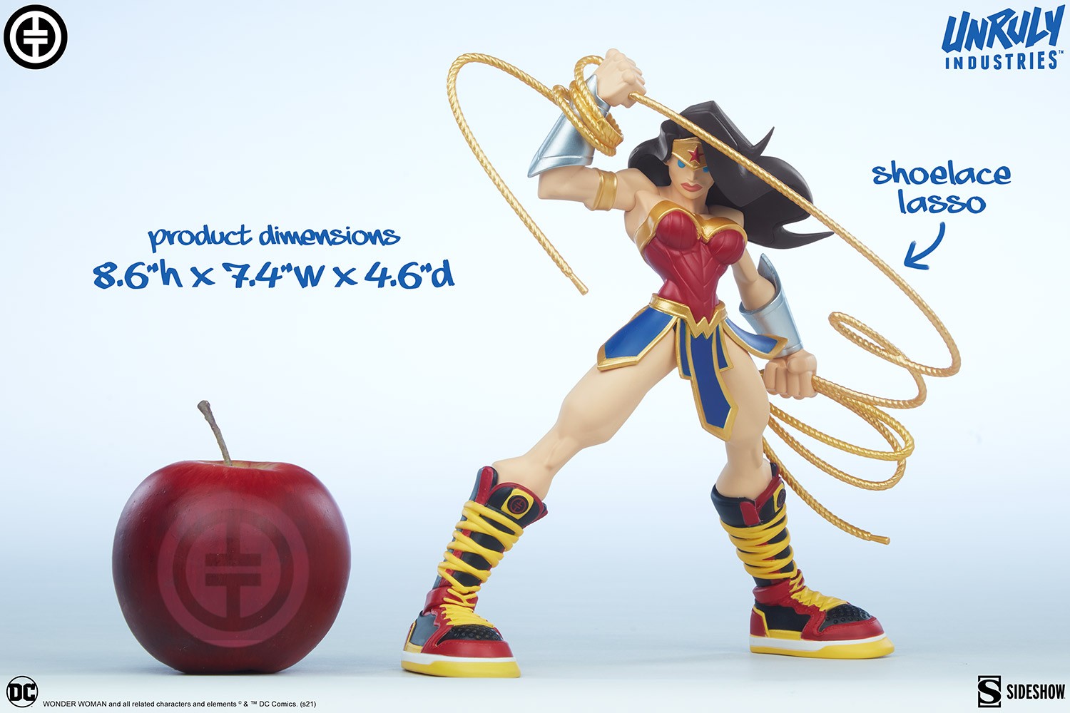 Wonder Woman View 21