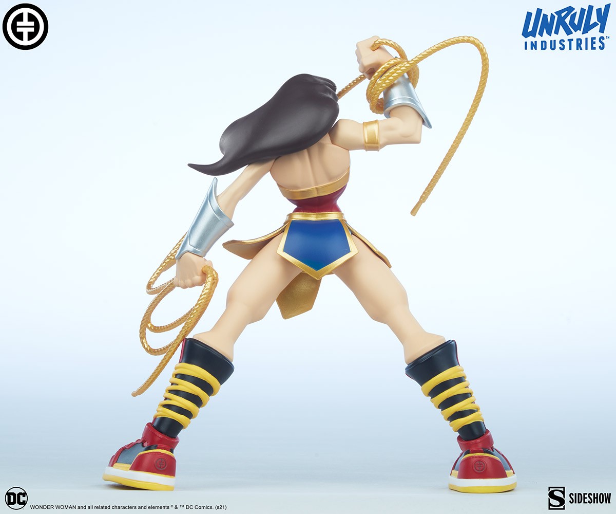 Wonder Woman View 16