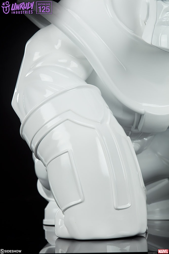 Thanos (Infinity-Sized) Gloss White Edition
