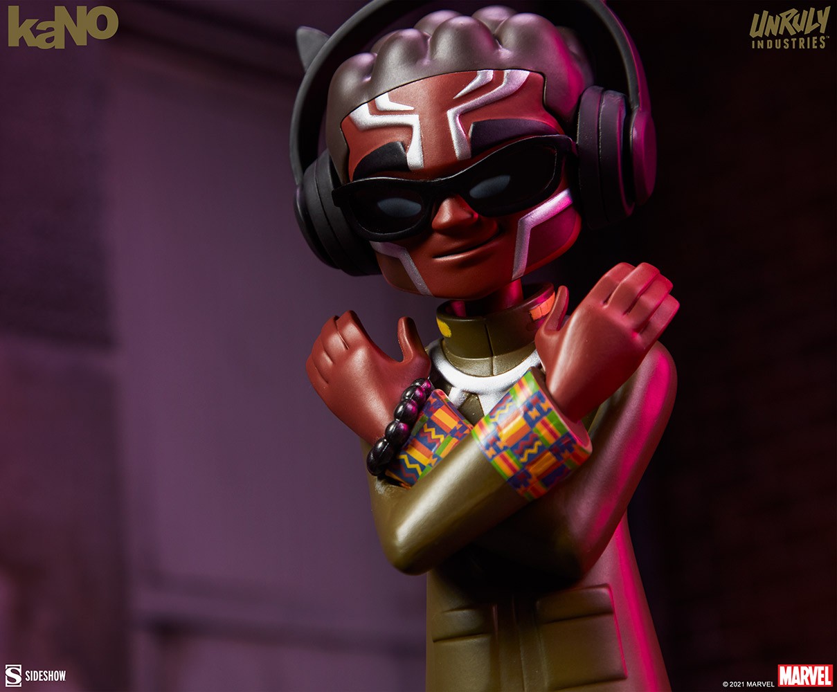 Black Panther View 13