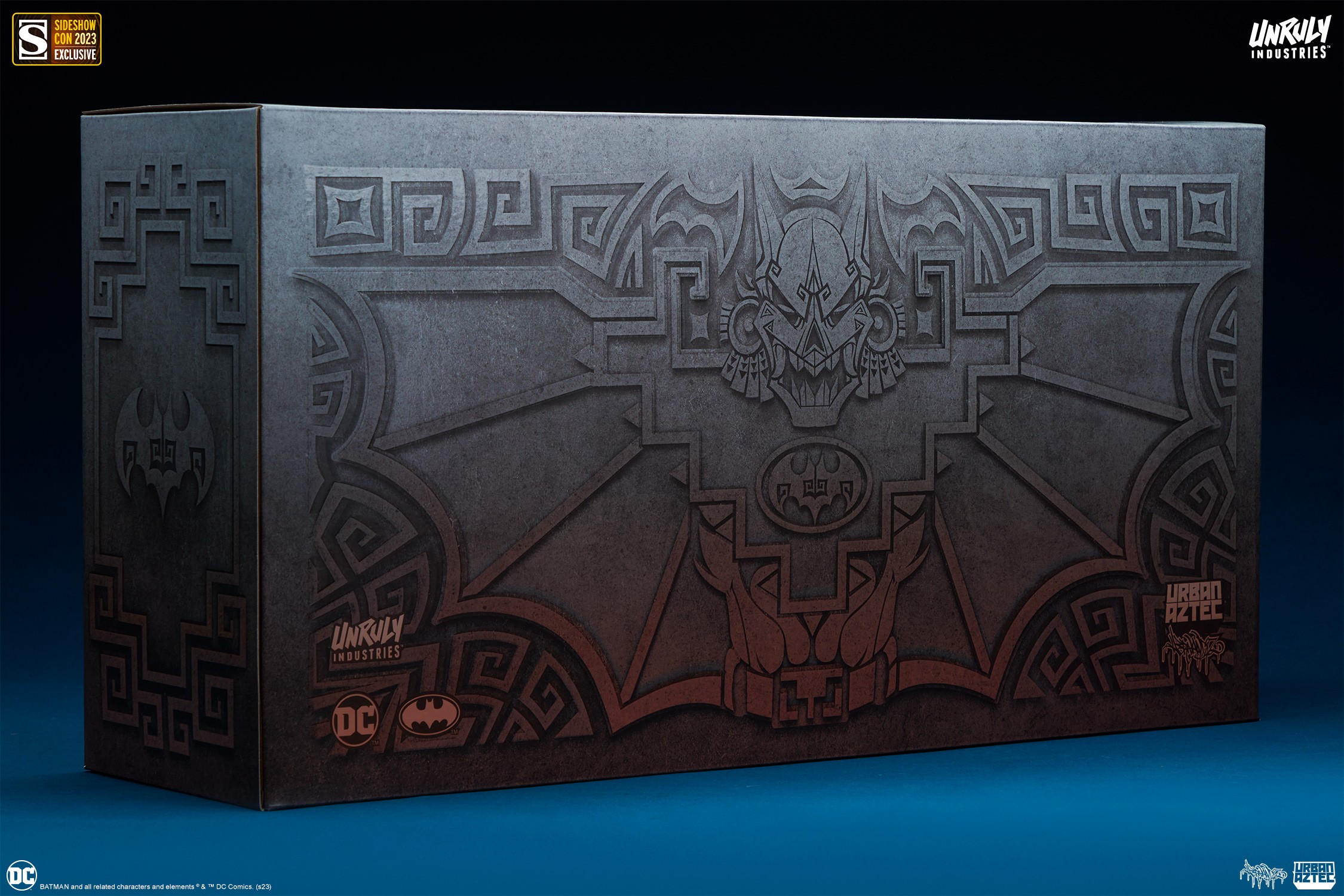 DC Comics Batman™ (Stone Color Variant) Designer Collectible Statue  Exclusive Edition (Prototype Shown) View 10
