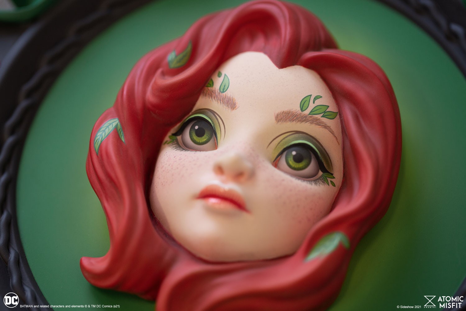 Poison Ivy Wall Hanging View 18