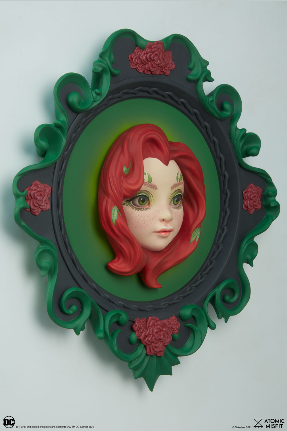 Poison Ivy Wall Hanging View 13