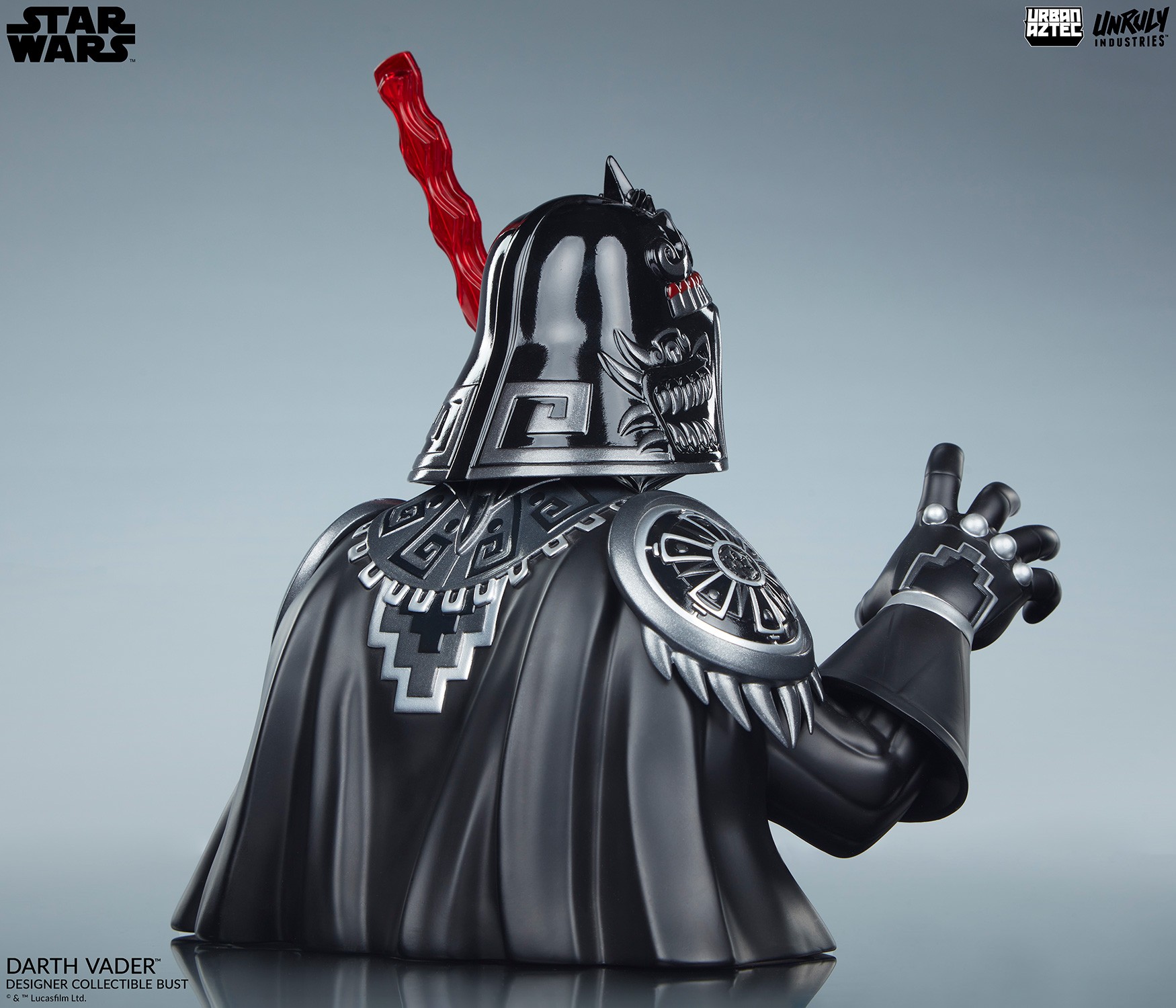 Sideshow vader shop bust