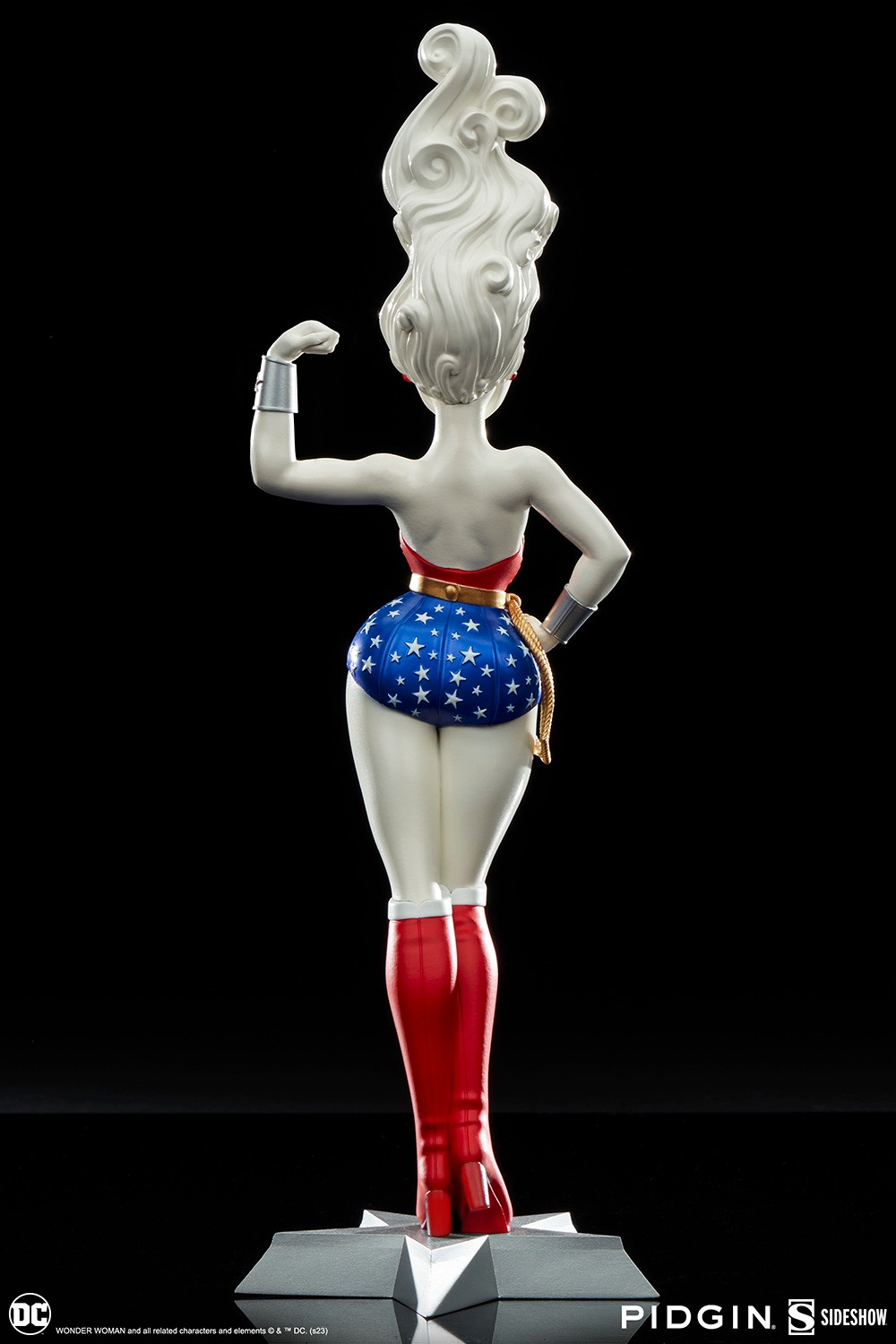 Wonder Woman™ (Ivory) (Prototype Shown) View 9