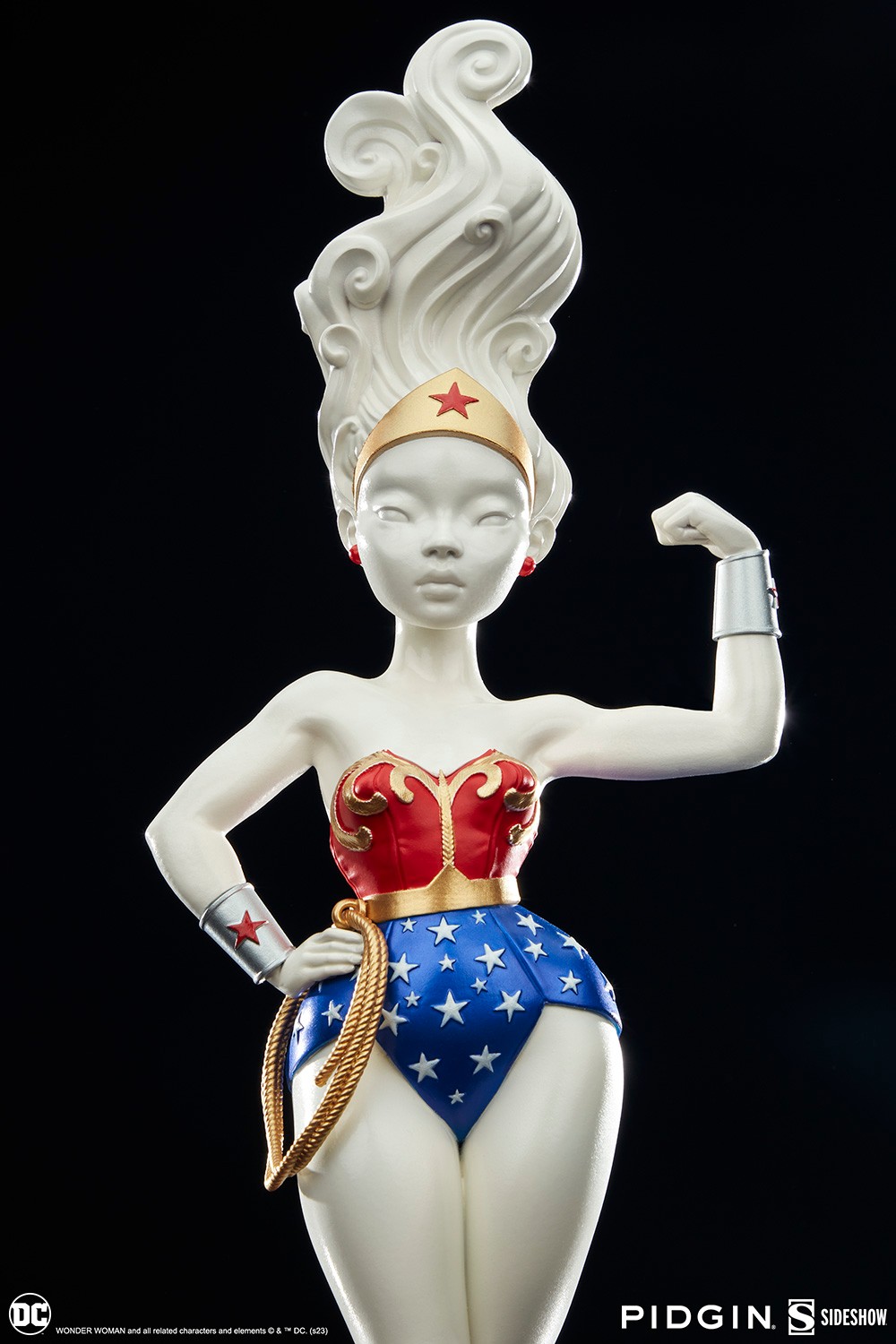 Wonder Woman™ (Ivory) (Prototype Shown) View 12