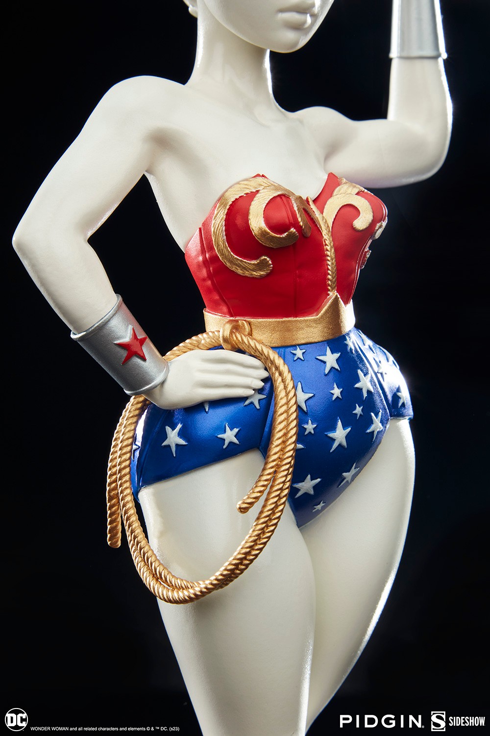 Wonder Woman™ (Ivory) (Prototype Shown) View 15