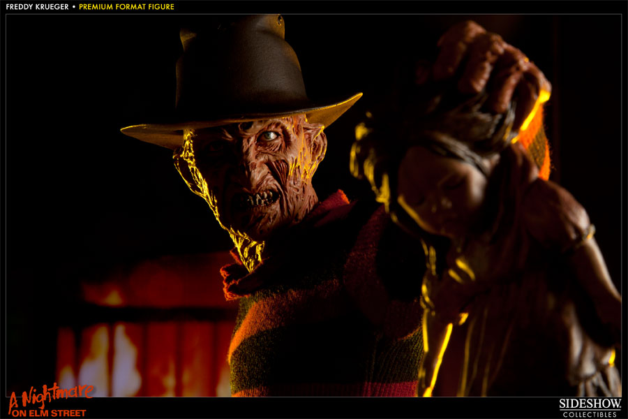 Freddy Krueger Premium Format™ Figure  Collector Edition View 12