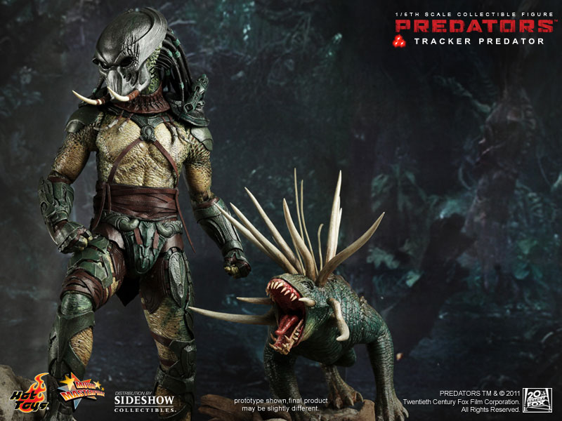 Predator Tracker Sixth Scale Figure by Hot Toys Sideshow